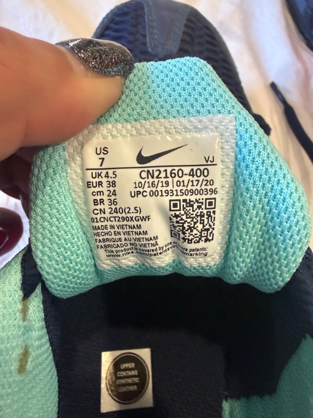 Nike Torch 4 Sneakers in Navy, Teal & Pink - Picture 3 of 5